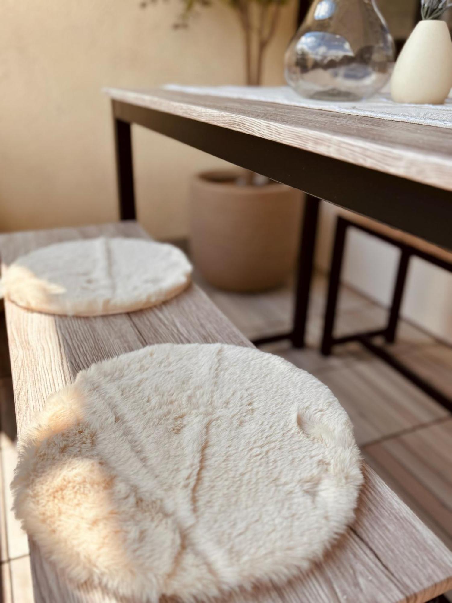 Stylish With Beautiful Terrace Near Audi Apartment