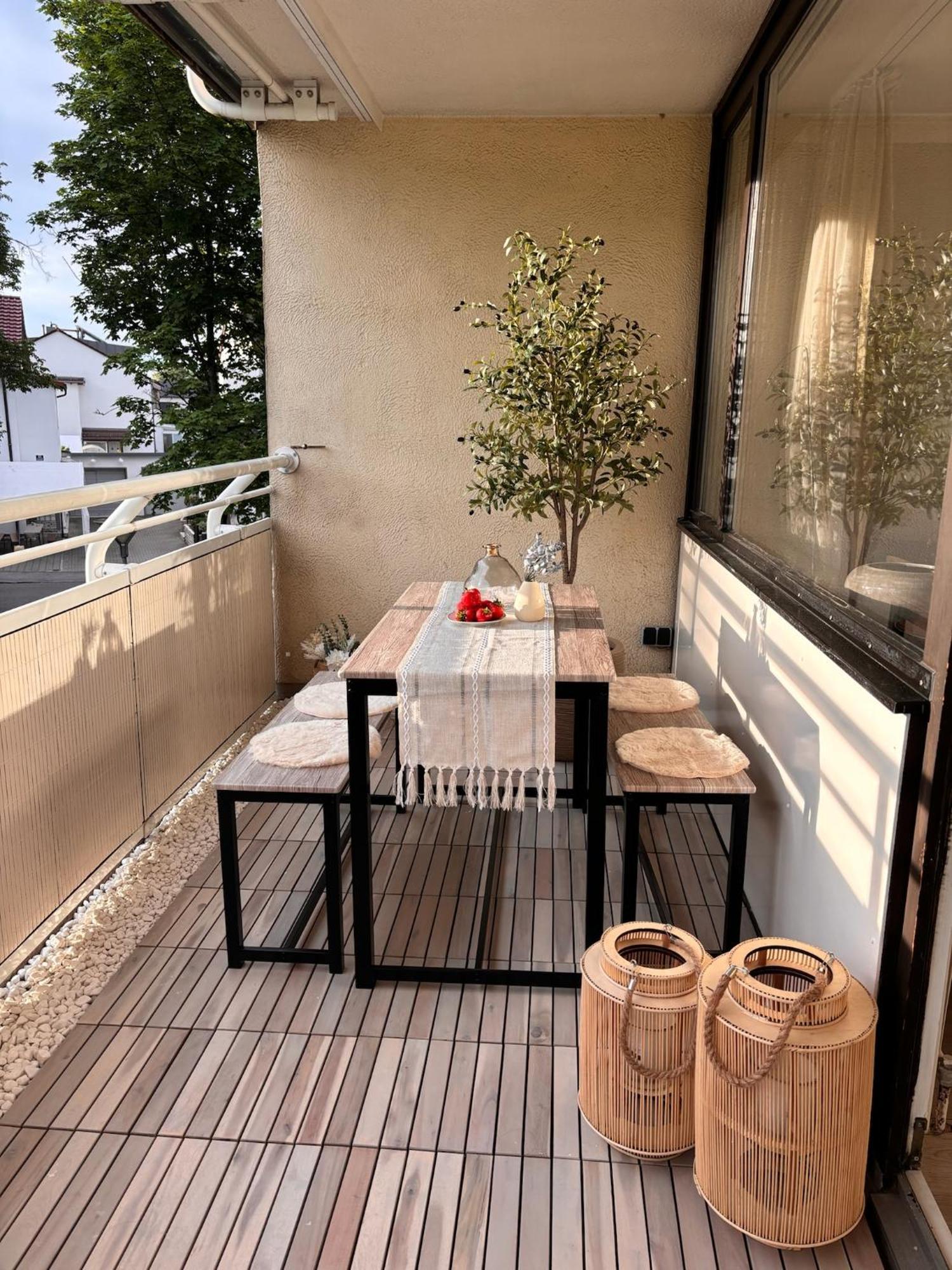 Stylish With Beautiful Terrace Near Audi Apartment