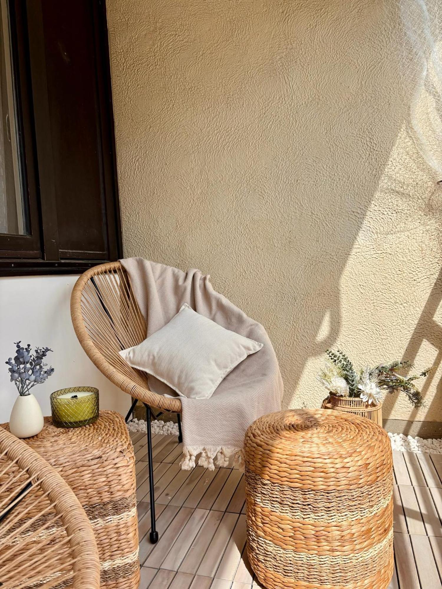 Apartment Stylish With Beautiful Terrace Near Audi Ingolstadt
